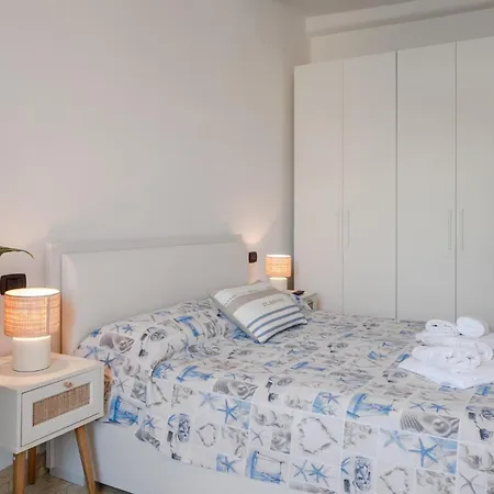 Guesthost - La Casa Sulla Calata Apartment