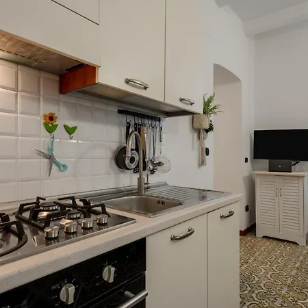 Guesthost - La Casa Sulla Calata